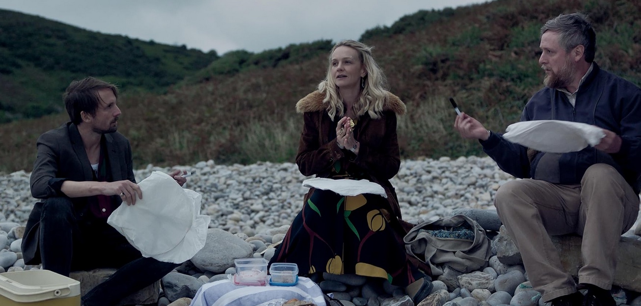 The Ballad of Wallis Island (12)